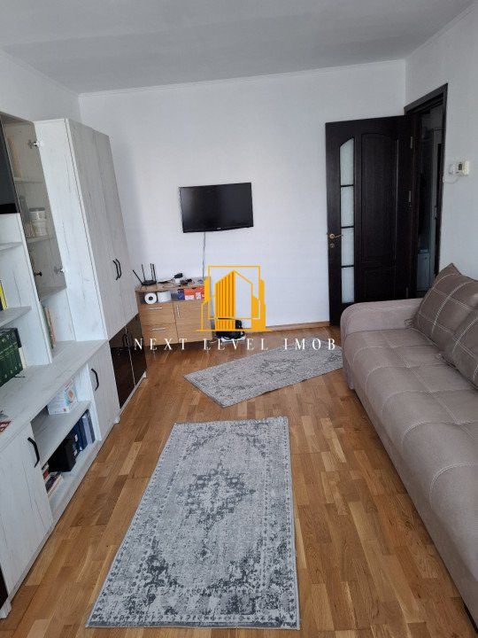 Apartament 2 camere, decomandat Trivale, etaj 3