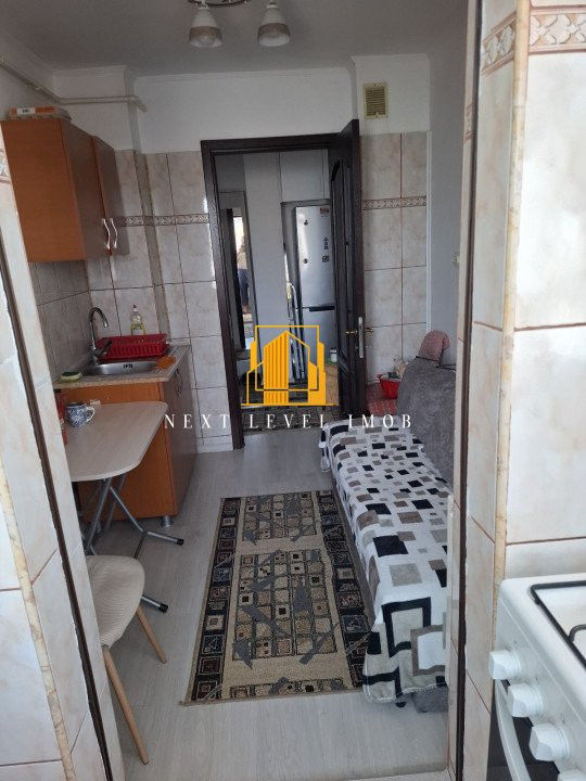 Apartament 2 camere, decomandat Trivale, etaj 3