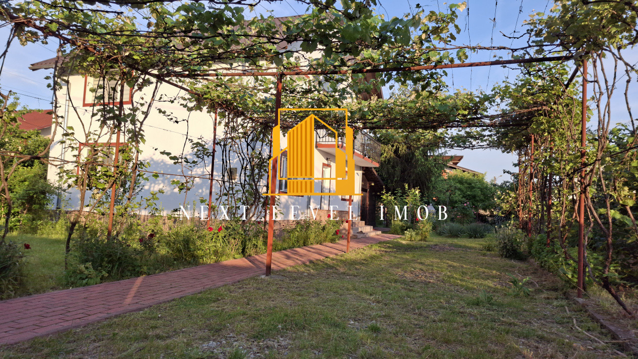 Casă cu teren 1000mp - zona SLAVA