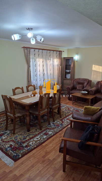 Casă cu teren 1000mp - zona SLAVA