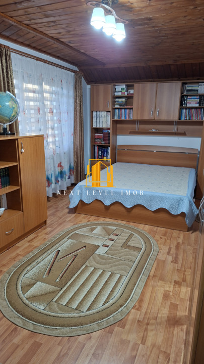 Casă cu teren 1000mp - zona SLAVA