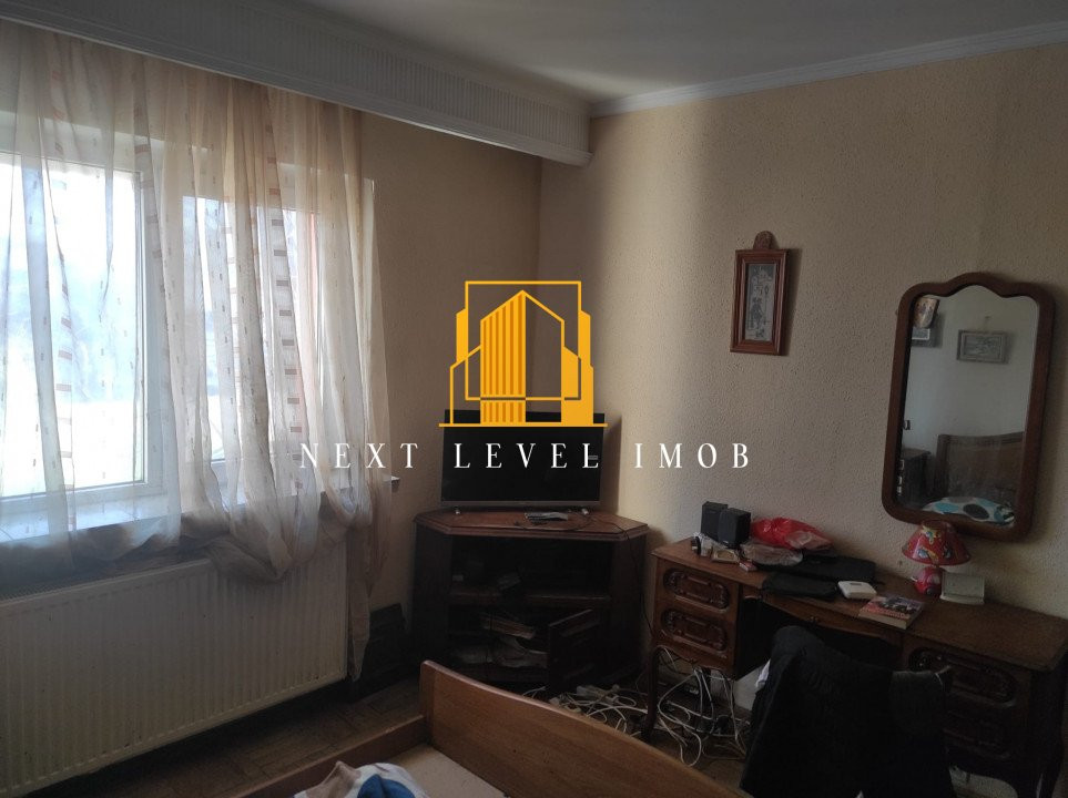 Apartament cu 3 camere zona Frații Golești