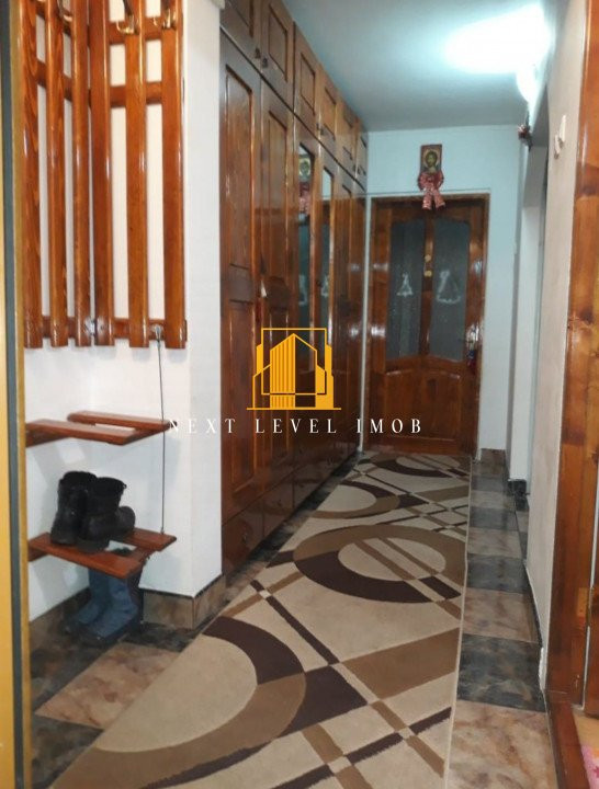 Apartament decomandat de 2 camere – Zona Banat etaj 4