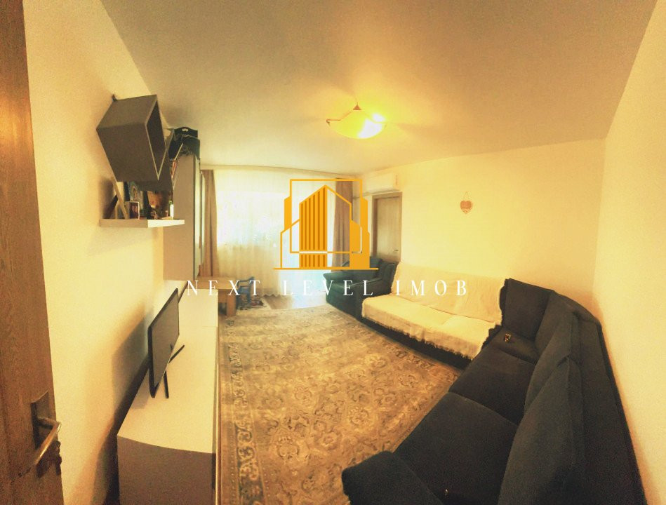 Apartament 3 camere, etaj 4/4, zona Războieni