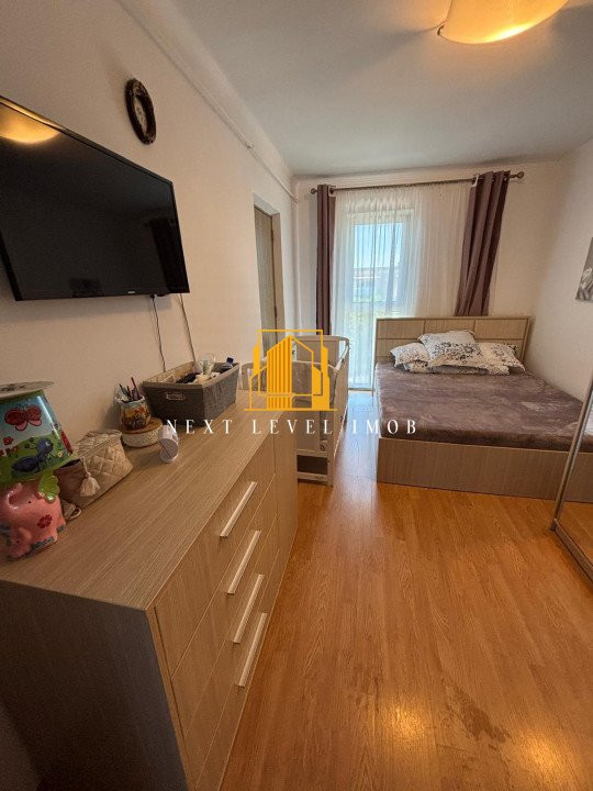 Apartament 3 camere, etaj 4/4, zona Războieni