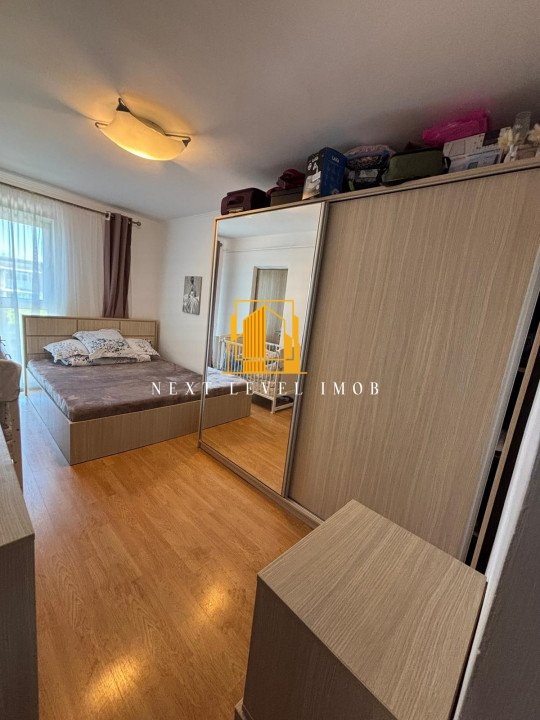 Apartament 3 camere, etaj 4/4, zona Războieni