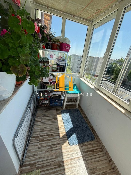 Apartament 3 camere, etaj 4/4, zona Războieni