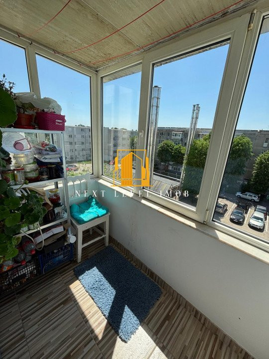Apartament 3 camere, etaj 4/4, zona Războieni