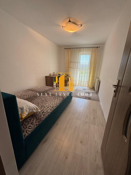 Apartament 3 camere, etaj 4/4, zona Războieni