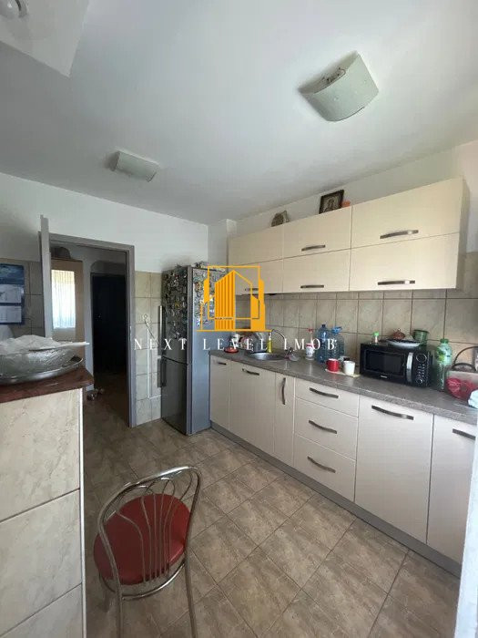 Apartament 3 camere decomandat Trivale