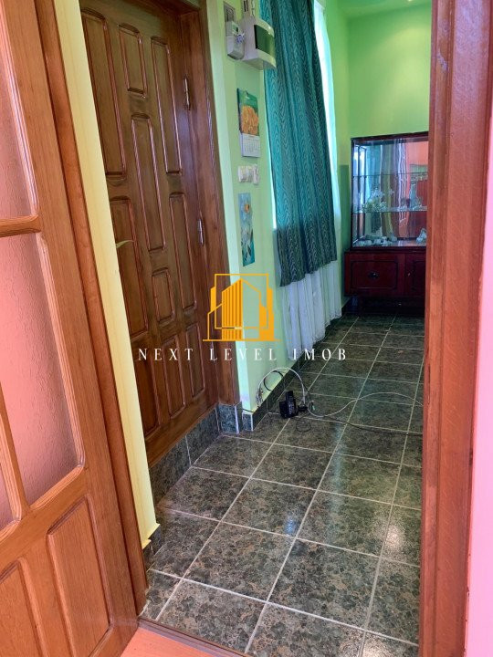  Apartament în casă  – Strada Trivale, Pitești
