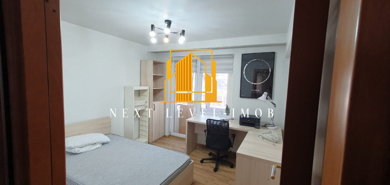 Apartament 3 camere Centru