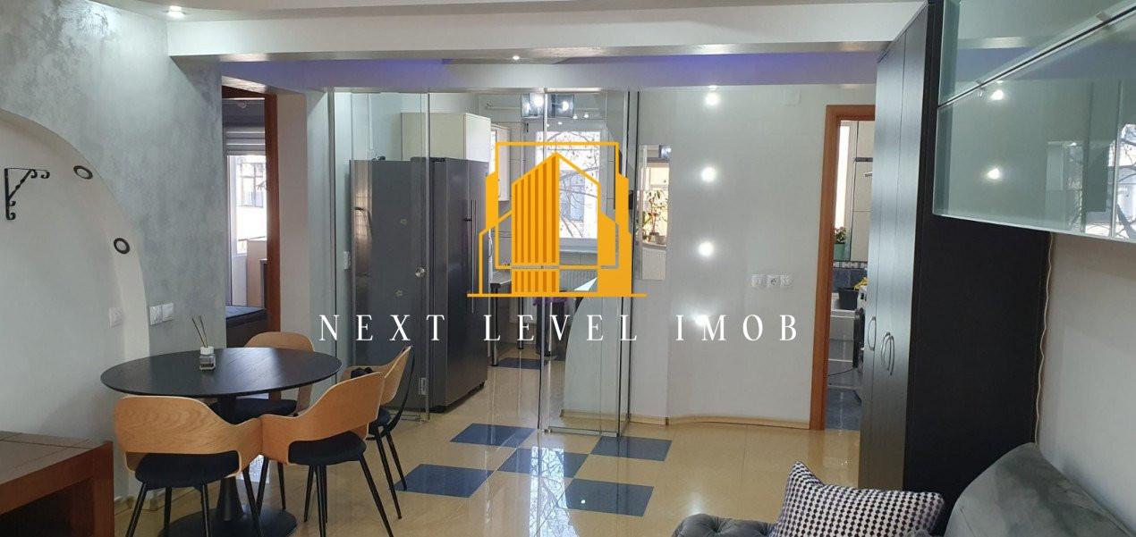 Apartament 3 camere Centru