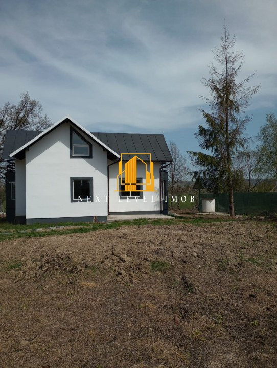 🏡 Casă parter + mansarda 