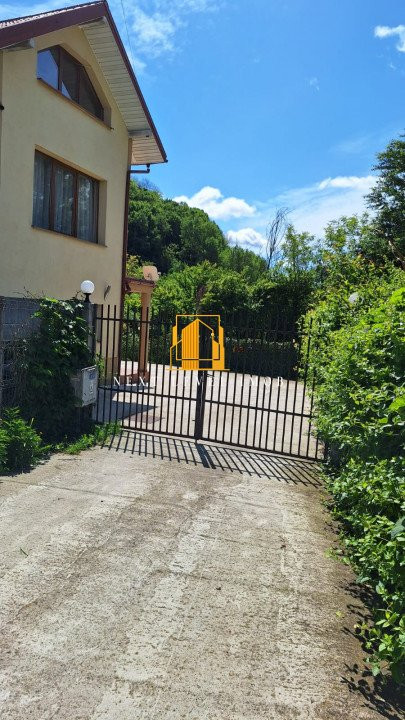 Casa superbă Budeasa