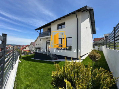  Casă modernă cu 5 camere – Trivale