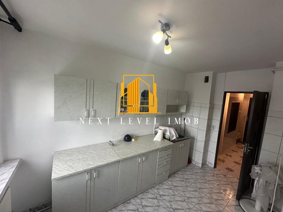 Apartament 3 camere, zona BIG