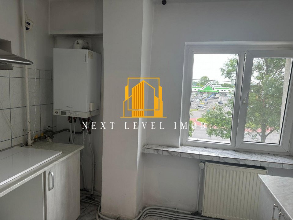 Apartament 3 camere, zona BIG