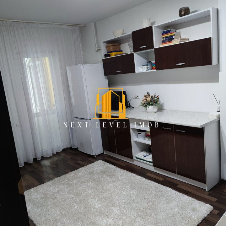  Garsonieră transformată în 2 camere