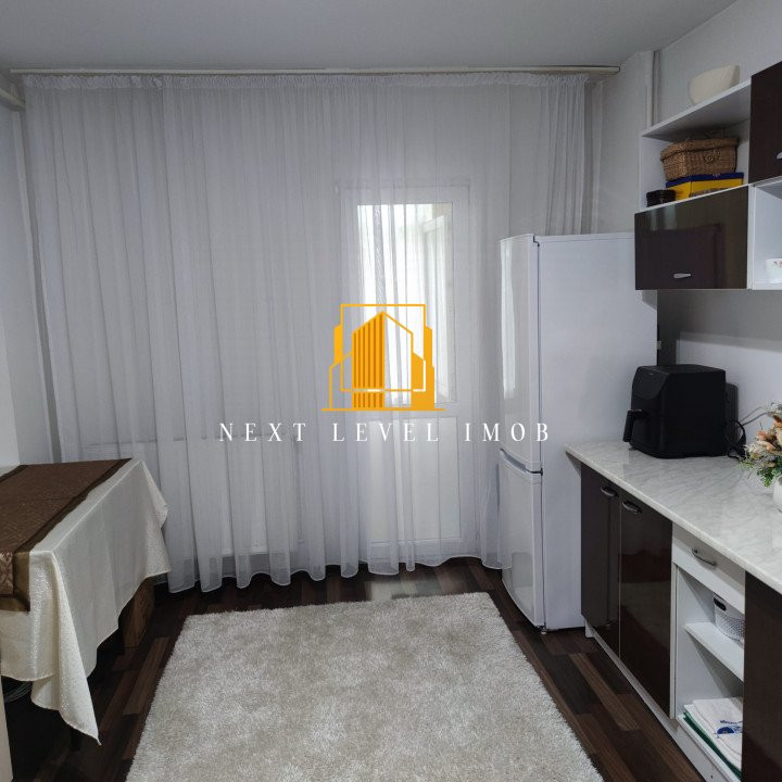  Garsonieră transformată în 2 camere