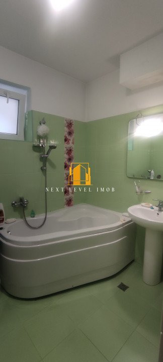 Casa 7 camere, Strada TRIVALE, Teren 1150 mp - COMISION 0%