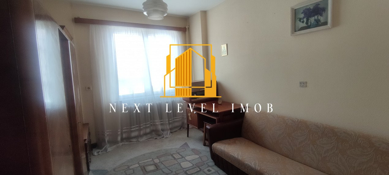 Casa 7 camere, Strada TRIVALE, Teren 1150 mp - COMISION 0%