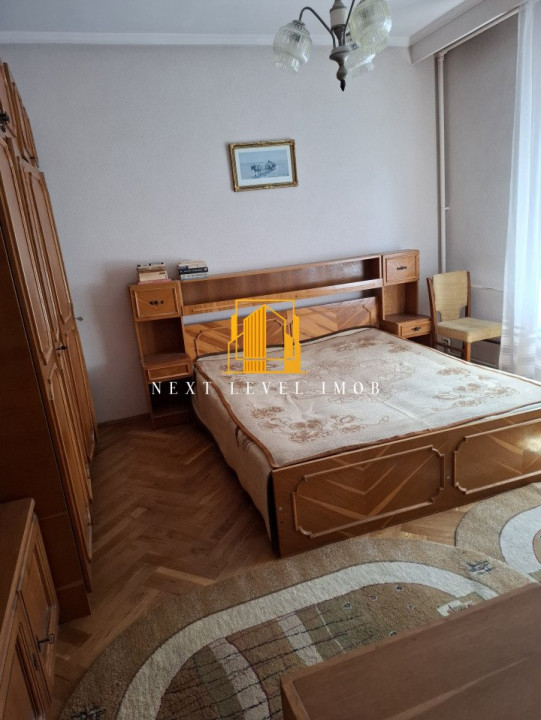 Vilă 7 camere, Strada TRIVALE, Teren 1150 mp - COMISION 0%