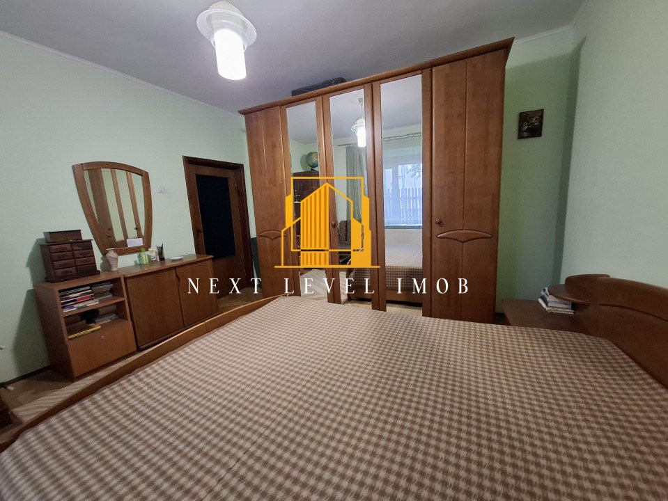 Vilă 7 camere, Strada TRIVALE, Teren 1150 mp - COMISION 0%