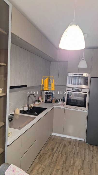 Casă spațioasă 5 camere zona Slava