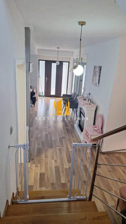 Casă spațioasă 5 camere zona Slava