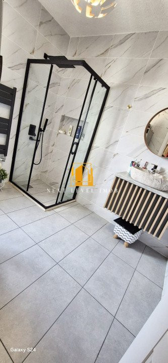 Casă spațioasă 5 camere zona Slava