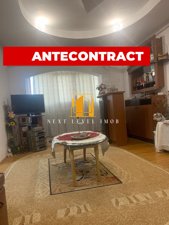 Apartament 3 camere, decomandat, zona Banat