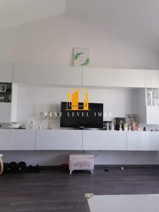 Apartament 3 camere mansardă Trivale