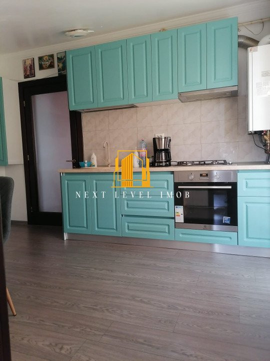 Apartament 3 camere mansardă Trivale