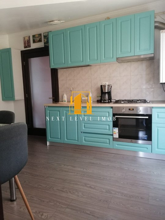 Apartament 3 camere mansardă Trivale