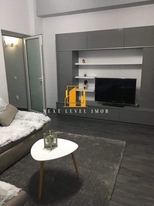 Garsonieră modernă și spațioasă de închiriat