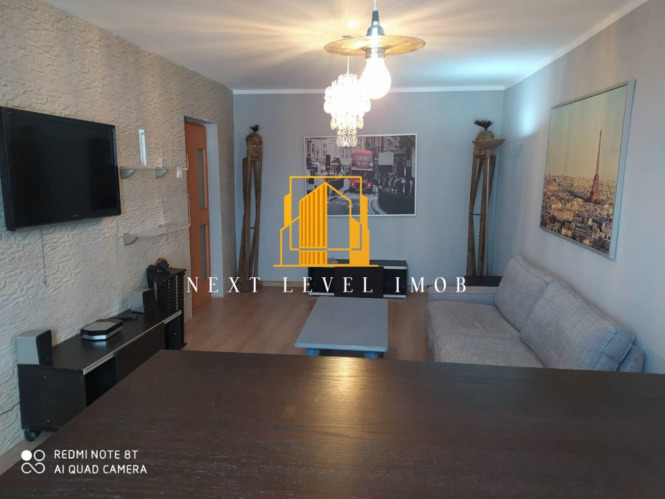 Apartament 3 camere – Centru