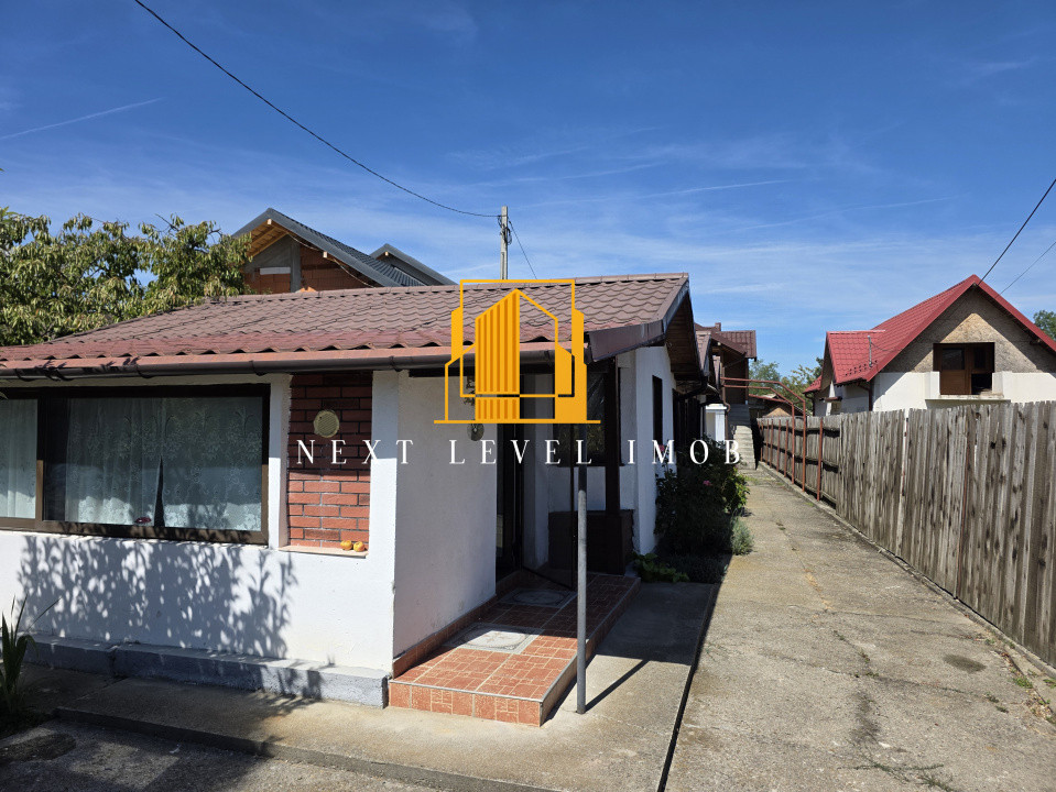 Vânzare 2 case, curte comună, 100 mp + 920 mp teren – Turcești