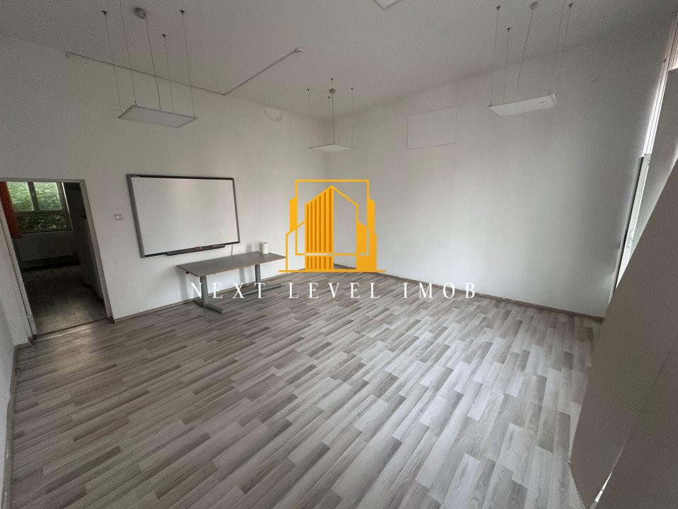 Spațiu Birouri - Doi Cocoși, Pitești, 42 mp, Utilități incluse