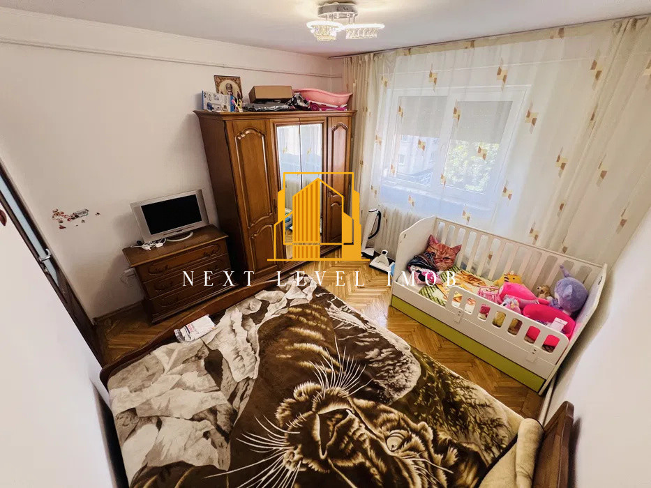 Apartament spațios, 4 camere complet utilat și mobilat – Cartier Nord