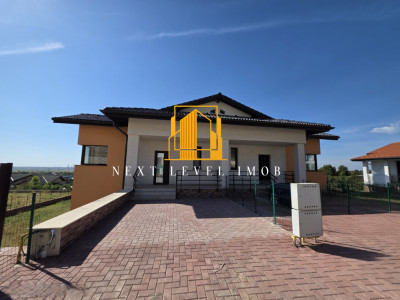 Casă duplex - DELUXE, 4 camere – Cartier Brătieni, Ștefănești