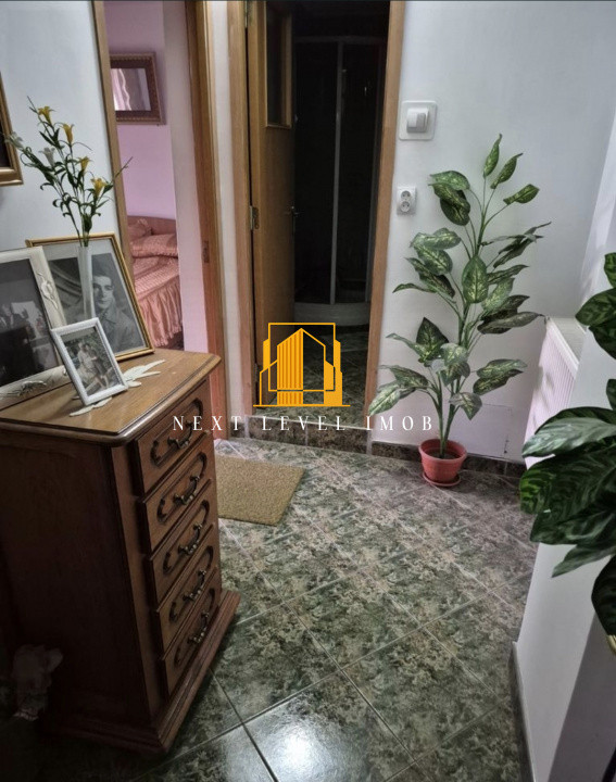 Apartament 3 camere –cartierul Teilor! 