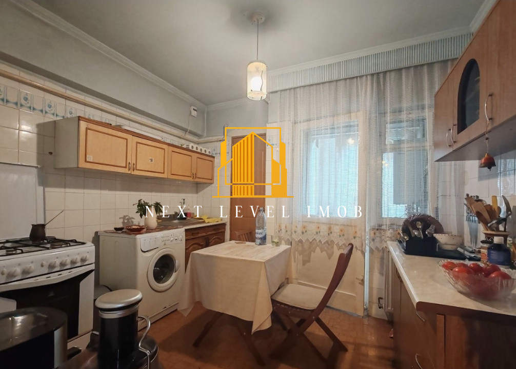 Apartament decomandat – 4 camere Ultracentral