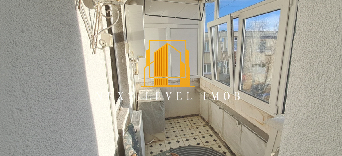 Apartament 3 camere decomandat - Strada Traian colț cu Vasile Lupu