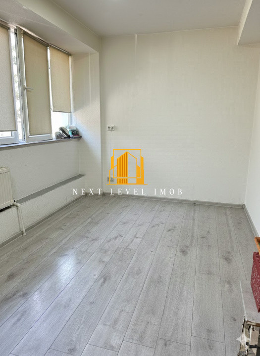 Garsonieră spațioasă de vânzare–Cartier Războieni