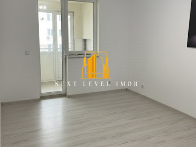 Garsonieră spațioasă de vânzare–Cartier Războieni