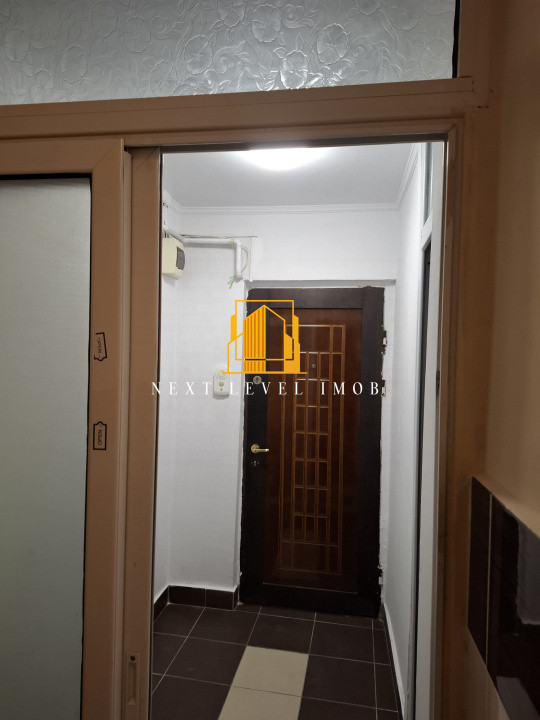 Garsonieră de vânzare–etaj 4/4–Cartier Tudor Vladimirescu