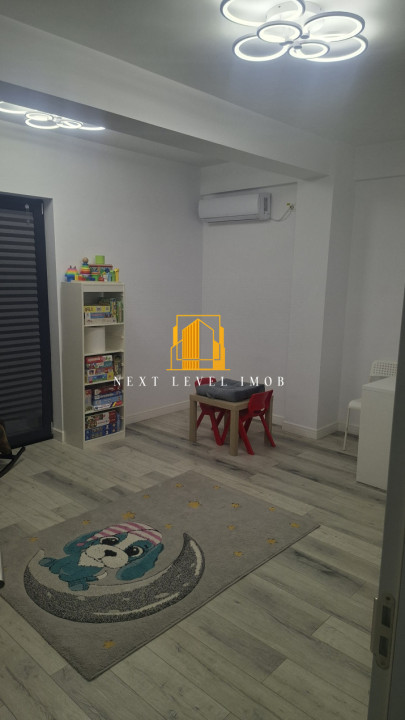 Clădire modernă de birouri-închiriere 