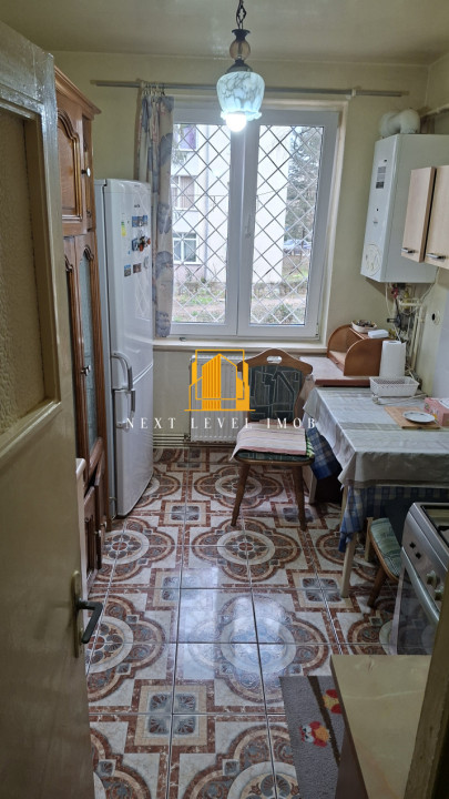 Apartament 3 camere- zona Expo Parc