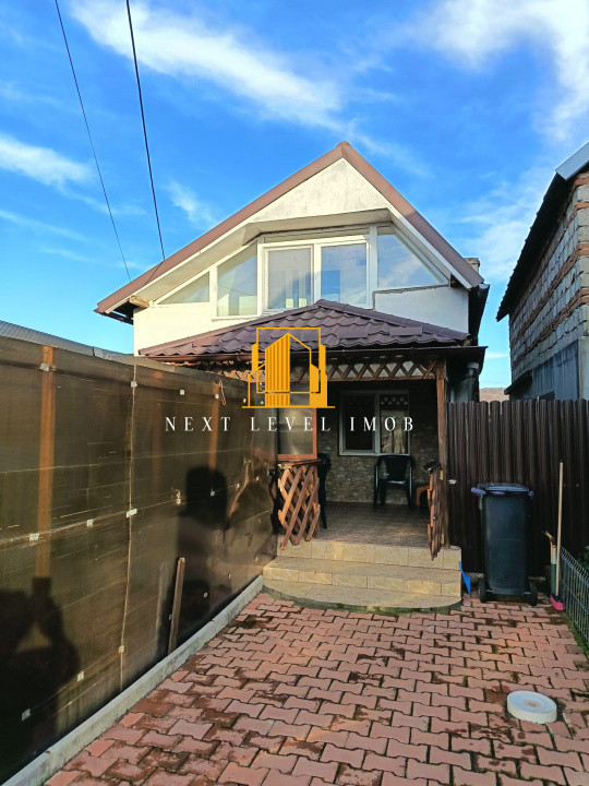 Casă 3 camere MĂRACINENI 